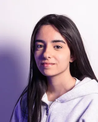 Djihane Berredjem, Développeuse front-end & support technique