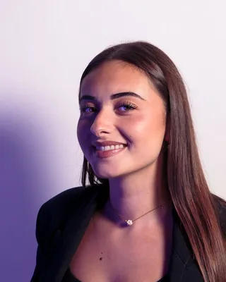 Lola Beltran, Cheffe de projet événementiel